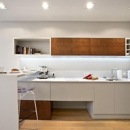 Triton Park Accommodation By P&O Serviced Apartments Warsaw Ngoại thất bức ảnh