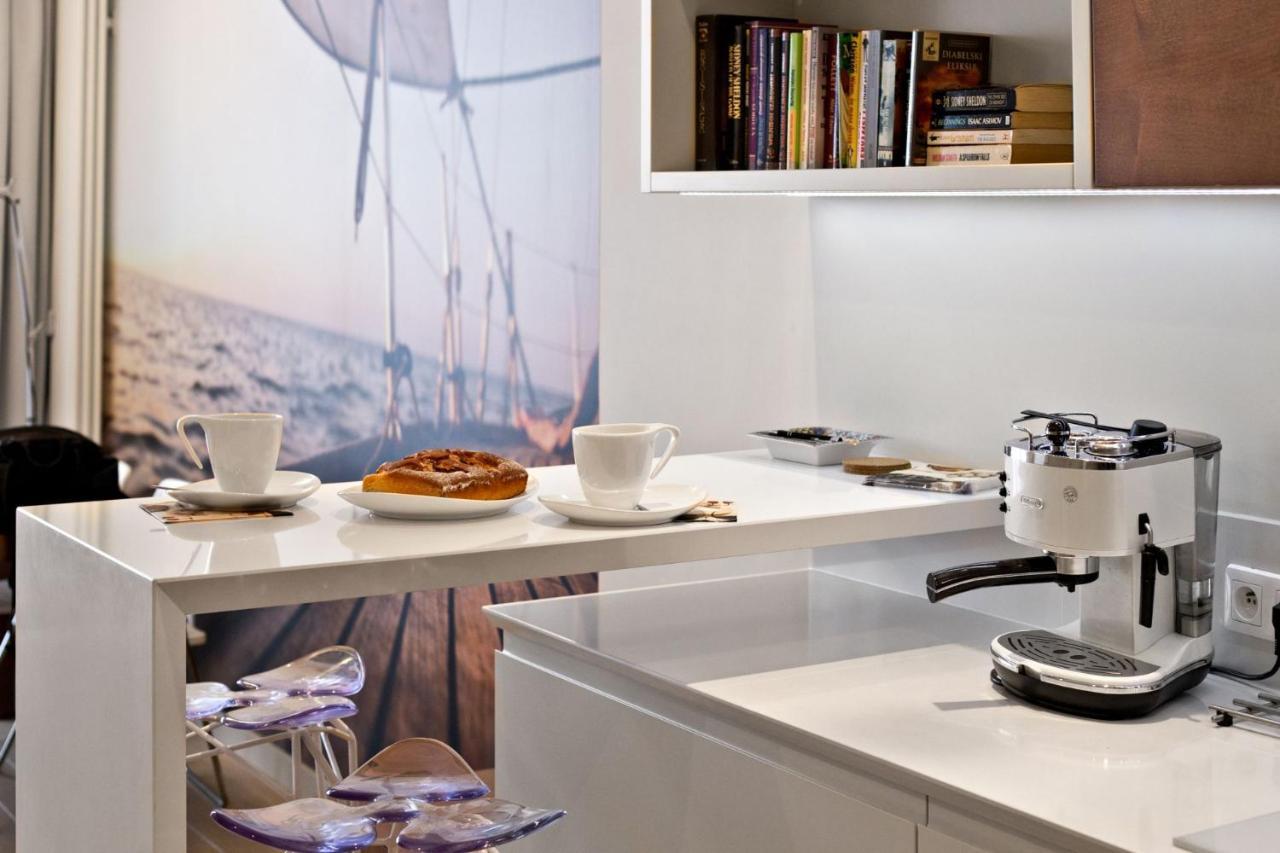Triton Park Accommodation By P&O Serviced Apartments Warsaw Ngoại thất bức ảnh